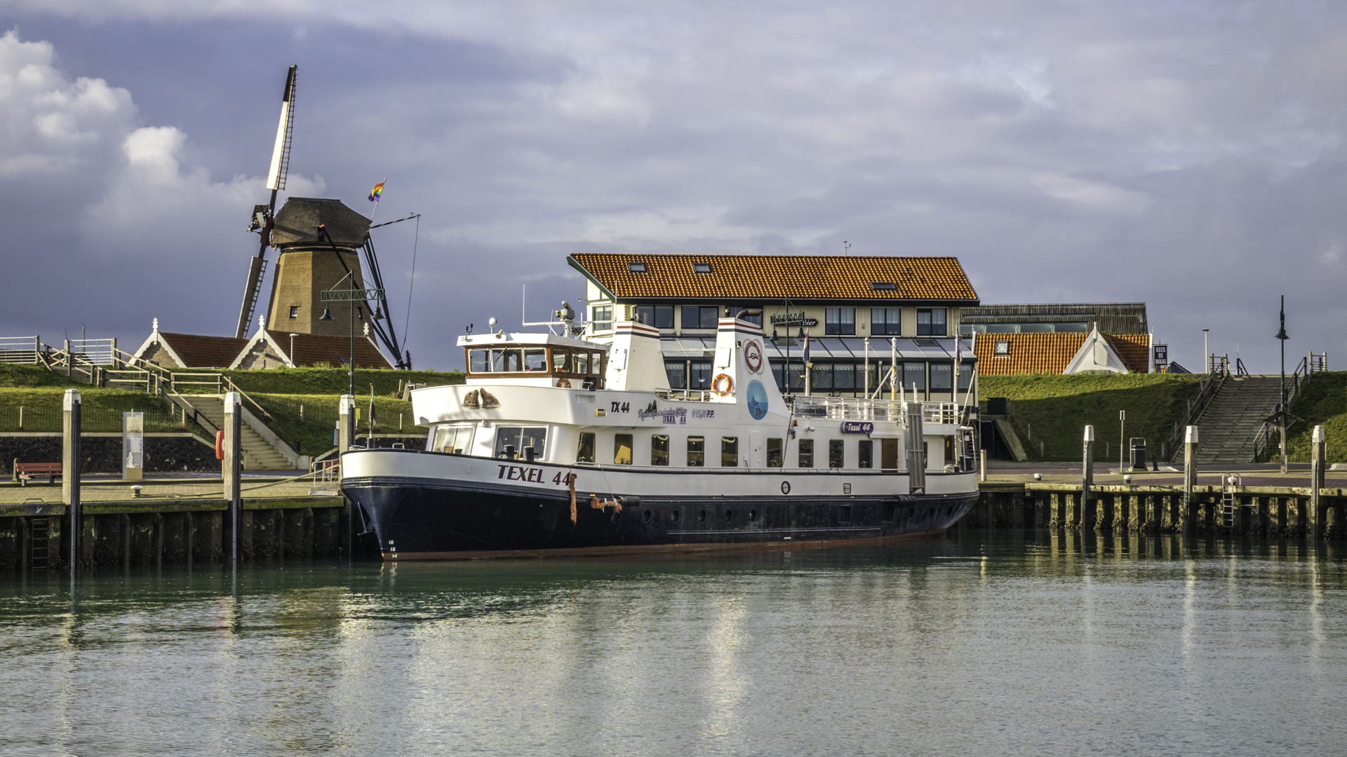 Ook in deze periode kun je uitstekend meevaren op de TX44 robbenboot op Texel!